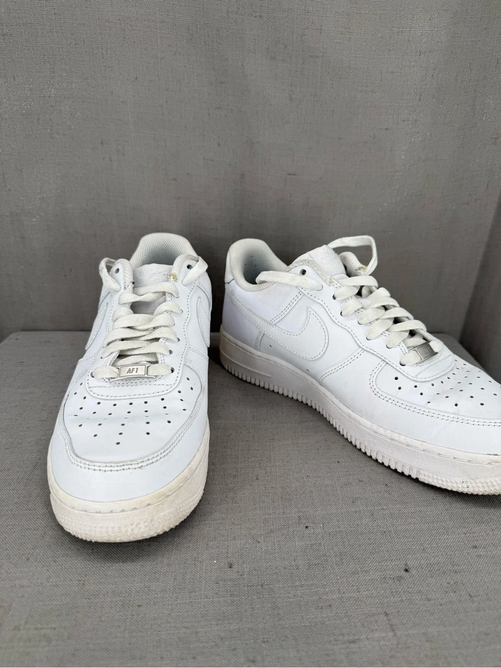 Nike Air Force 1 Shoes Mens Size 8 Triple White Sneakers Low Athletic AF1 '07